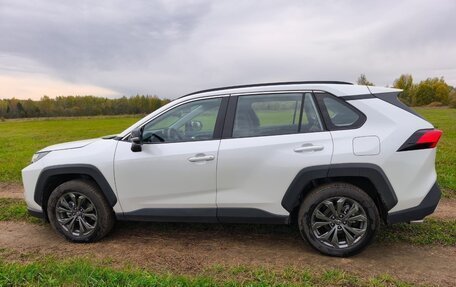 Toyota RAV4, 2025 год, 4 300 000 рублей, 8 фотография