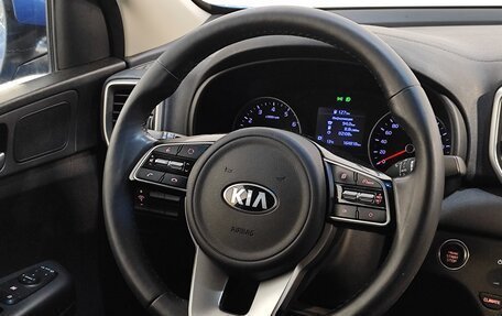 KIA Sportage IV рестайлинг, 2021 год, 2 219 000 рублей, 12 фотография