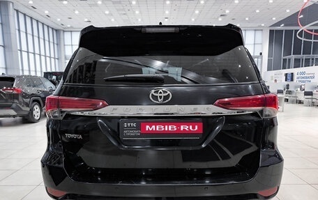 Toyota Fortuner II, 2018 год, 3 050 000 рублей, 10 фотография