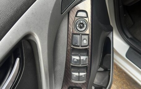 Hyundai Avante, 2011 год, 620 000 рублей, 3 фотография