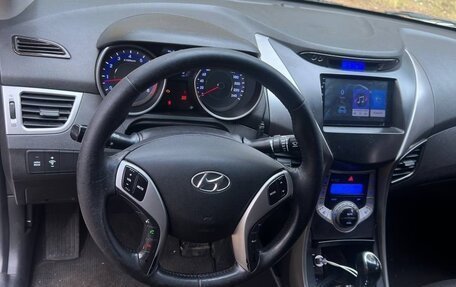 Hyundai Avante, 2011 год, 620 000 рублей, 18 фотография