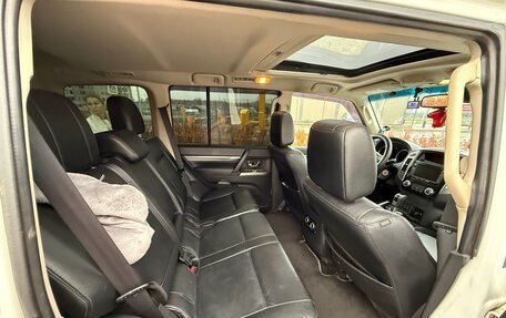 Mitsubishi Pajero IV, 2014 год, 3 000 000 рублей, 14 фотография