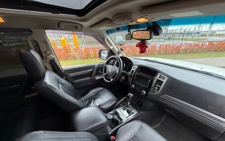 Mitsubishi Pajero IV, 2014 год, 3 000 000 рублей, 11 фотография