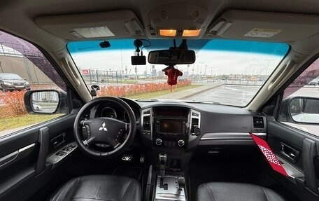 Mitsubishi Pajero IV, 2014 год, 3 000 000 рублей, 13 фотография