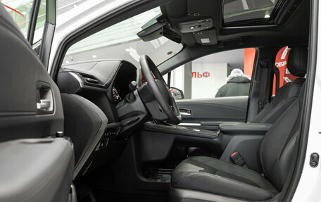 Toyota Sienna, 2024 год, 9 990 000 рублей, 16 фотография