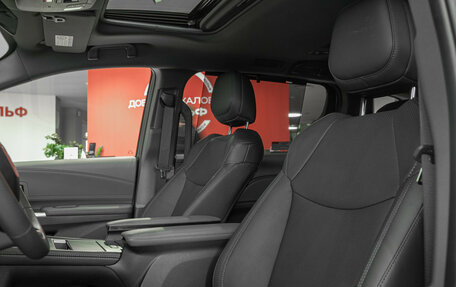 Toyota Sienna, 2024 год, 9 990 000 рублей, 21 фотография