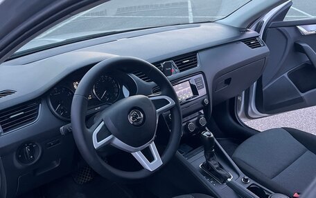Skoda Octavia, 2016 год, 1 295 000 рублей, 10 фотография