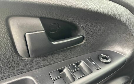 KIA Venga I, 2012 год, 645 000 рублей, 12 фотография