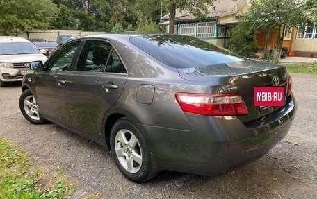 Toyota Camry, 2007 год, 1 400 000 рублей, 7 фотография