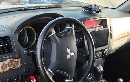 Mitsubishi Pajero IV, 2007 год, 1 300 000 рублей, 6 фотография