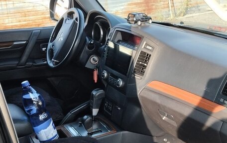 Mitsubishi Pajero IV, 2007 год, 1 300 000 рублей, 12 фотография