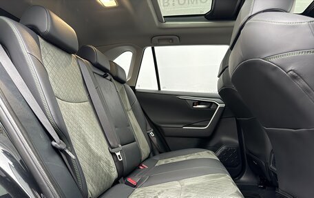 Toyota RAV4, 2024 год, 3 850 000 рублей, 18 фотография