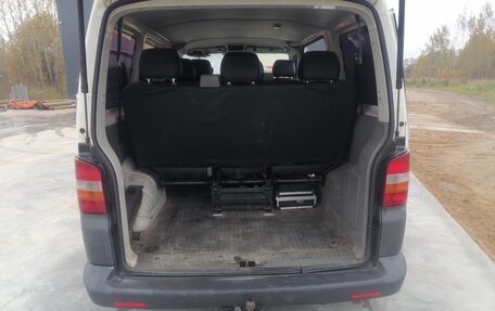 Volkswagen Transporter T5 рестайлинг, 2008 год, 1 000 000 рублей, 12 фотография