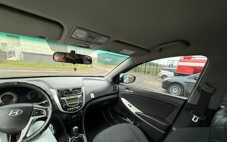 Hyundai Solaris II рестайлинг, 2012 год, 670 000 рублей, 8 фотография