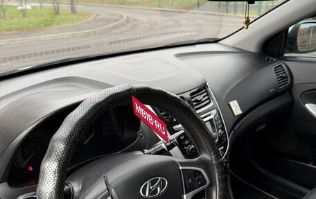 Hyundai Solaris II рестайлинг, 2012 год, 670 000 рублей, 9 фотография