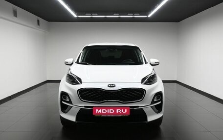 KIA Sportage IV рестайлинг, 2020 год, 2 545 000 рублей, 10 фотография