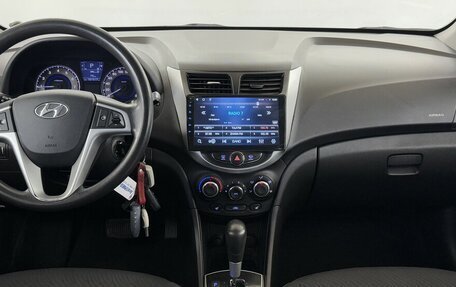 Hyundai Solaris II рестайлинг, 2011 год, 650 000 рублей, 5 фотография