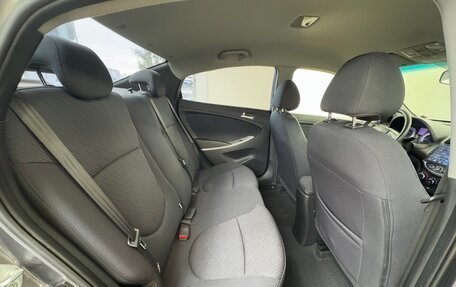 Hyundai Solaris II рестайлинг, 2011 год, 650 000 рублей, 12 фотография