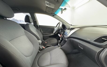 Hyundai Solaris II рестайлинг, 2011 год, 650 000 рублей, 11 фотография