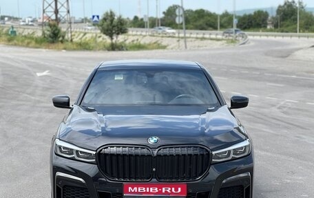 BMW 7 серия, 2019 год, 5 400 000 рублей, 1 фотография