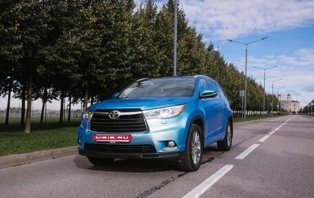 Toyota Highlander III, 2016 год, 2 850 000 рублей, 15 фотография