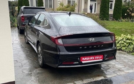 Hyundai Sonata VIII, 2021 год, 2 160 000 рублей, 3 фотография