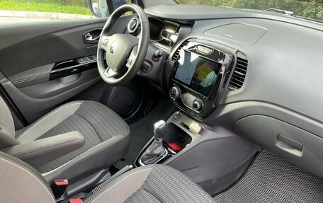 Renault Kaptur I рестайлинг, 2019 год, 1 700 000 рублей, 12 фотография