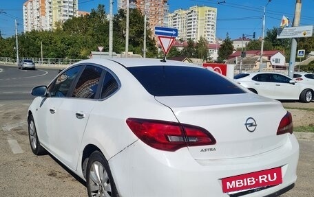 Opel Astra J, 2013 год, 550 000 рублей, 5 фотография