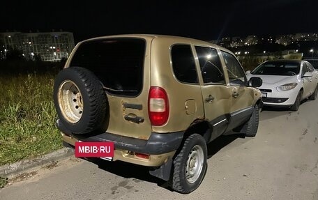 Chevrolet Niva I рестайлинг, 2005 год, 135 000 рублей, 3 фотография