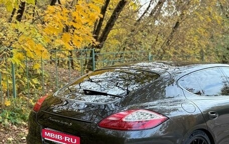 Porsche Panamera II рестайлинг, 2012 год, 3 380 000 рублей, 4 фотография