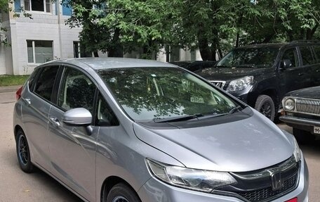 Honda Fit III, 2018 год, 1 200 000 рублей, 1 фотография