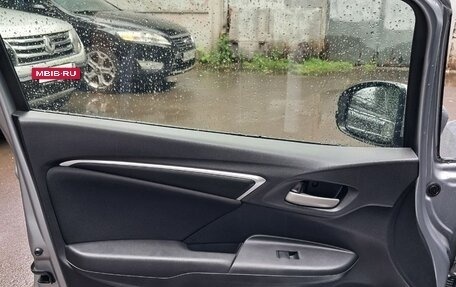 Honda Fit III, 2018 год, 1 200 000 рублей, 22 фотография