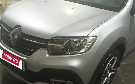 Renault Sandero II рестайлинг, 2022 год, 1 550 000 рублей, 1 фотография