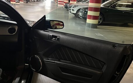 Ford Mustang VI рестайлинг, 2013 год, 3 800 000 рублей, 6 фотография