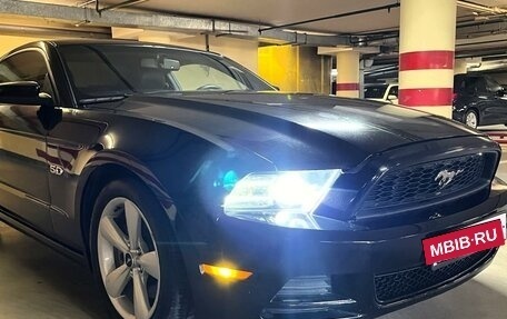 Ford Mustang VI рестайлинг, 2013 год, 3 800 000 рублей, 5 фотография