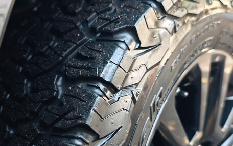 Toyota Land Cruiser Prado 150 рестайлинг 2, 2022 год, 8 300 000 рублей, 4 фотография