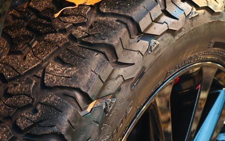 Toyota Land Cruiser Prado 150 рестайлинг 2, 2022 год, 8 300 000 рублей, 21 фотография