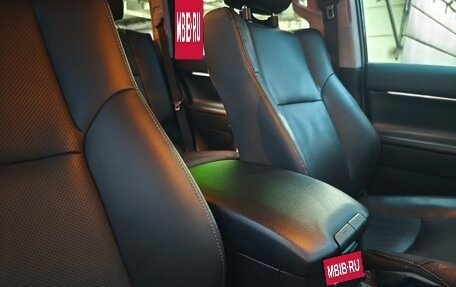 Toyota Land Cruiser Prado 150 рестайлинг 2, 2022 год, 8 300 000 рублей, 17 фотография