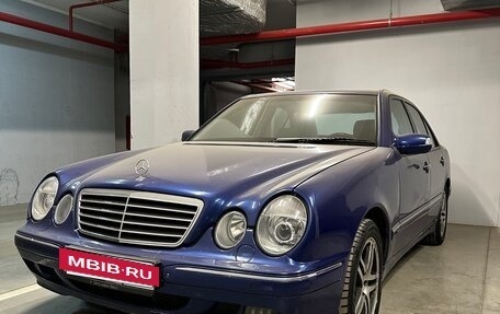 Mercedes-Benz E-Класс, 2001 год, 1 300 000 рублей, 5 фотография