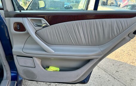 Mercedes-Benz E-Класс, 2001 год, 1 300 000 рублей, 13 фотография