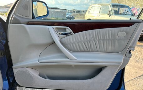 Mercedes-Benz E-Класс, 2001 год, 1 300 000 рублей, 16 фотография