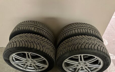 Mercedes-Benz E-Класс, 2001 год, 1 300 000 рублей, 23 фотография