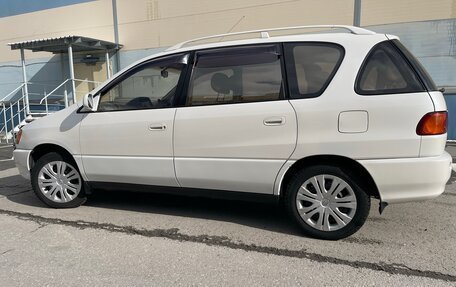 Toyota Ipsum II, 2000 год, 650 000 рублей, 3 фотография