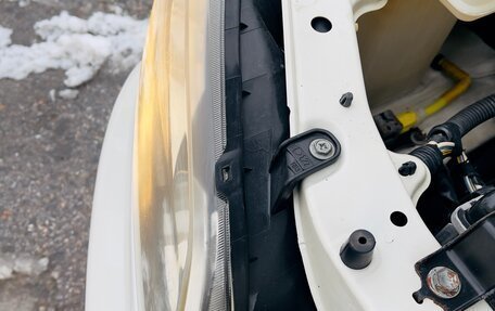 Toyota Ipsum II, 2000 год, 650 000 рублей, 16 фотография