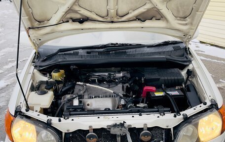 Toyota Ipsum II, 2000 год, 650 000 рублей, 14 фотография