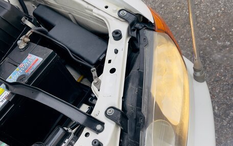 Toyota Ipsum II, 2000 год, 650 000 рублей, 17 фотография