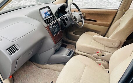 Toyota Ipsum II, 2000 год, 650 000 рублей, 22 фотография