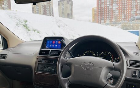 Toyota Ipsum II, 2000 год, 650 000 рублей, 23 фотография