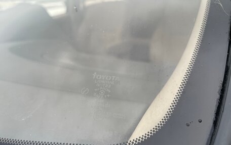 Toyota Ipsum II, 2000 год, 650 000 рублей, 32 фотография