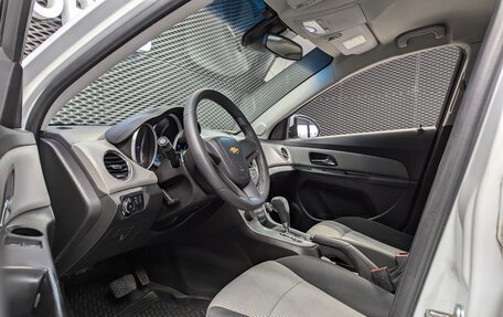 Chevrolet Cruze II, 2013 год, 710 000 рублей, 9 фотография
